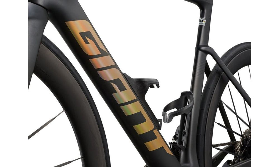 Giant 2027 Propel Advanced SL 1*