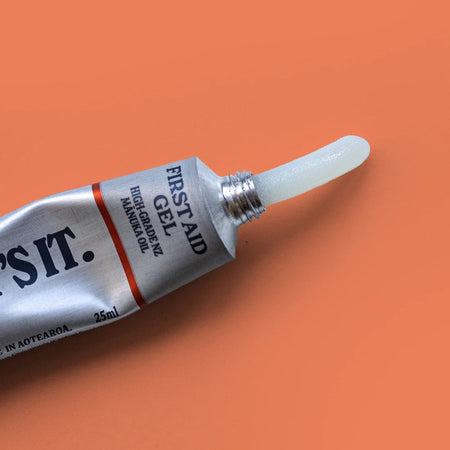 03FirstAidGelSquirt