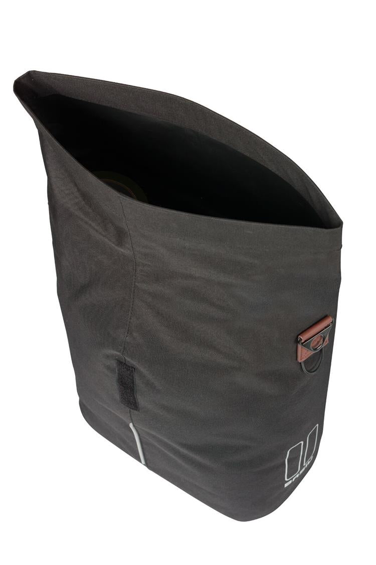 18356 Basil City bicycle shopper MIK studs black_6